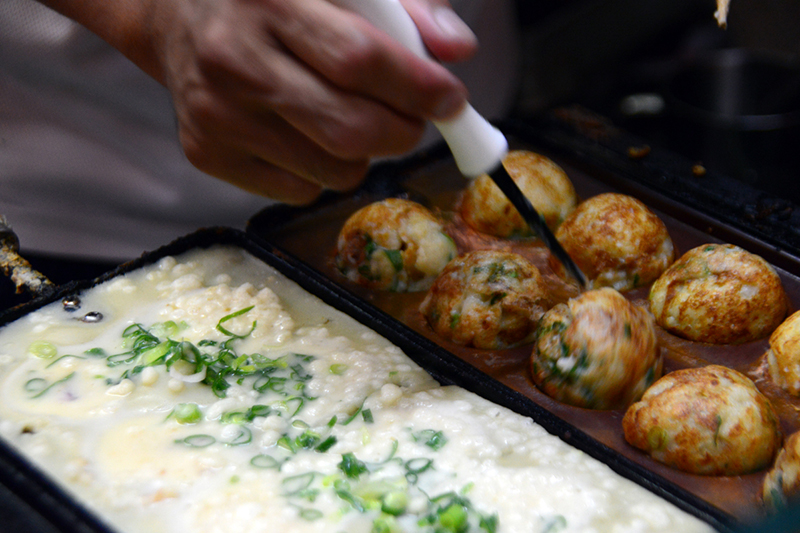 大阪 日本橋 たこ焼き し奈川